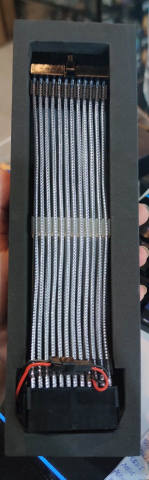 SLEEVE - RGB 24PIN 200MM POWER EXTENSION CABLE